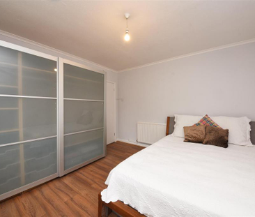 2 bedroom maisonette to rent - Photo 3