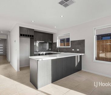 Modern Family Home in a Growing Rockbank Community! APPLICATIONS NO... - Photo 6