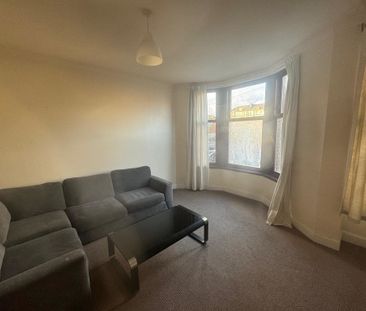 1 Bedroom Property To Rent - Photo 2