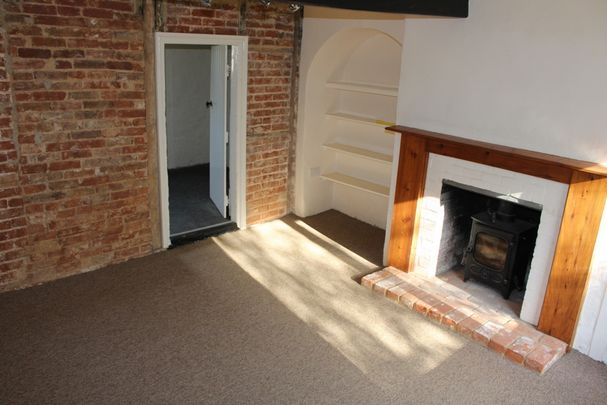 Burnham Farm, Docking Road, Burnham Market, PE31 8JX - Photo 1