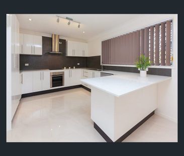 Open home rescheduled to 25th Mar 4:30pm-5pm-Family house with 10 k... - Photo 1