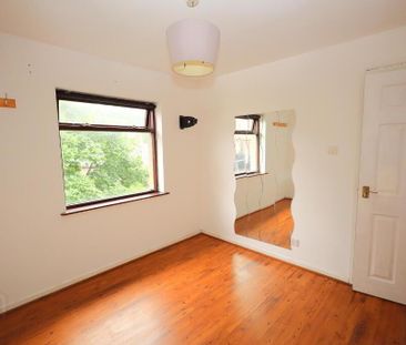 5 Whitewell Road, Newtownabbey, BT36 7ES - Photo 4