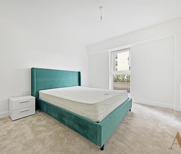 Flagstaff Road, Reading - Photo 4