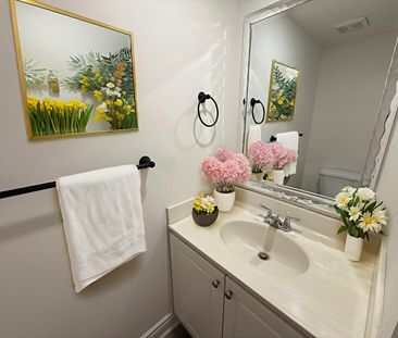 For Lease - 17 Debden Road, Markham, Ontario - Photo 2