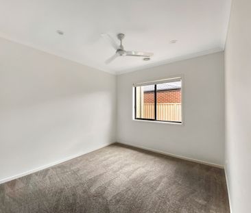 65 Willoby Drive, Alfredton - Photo 2