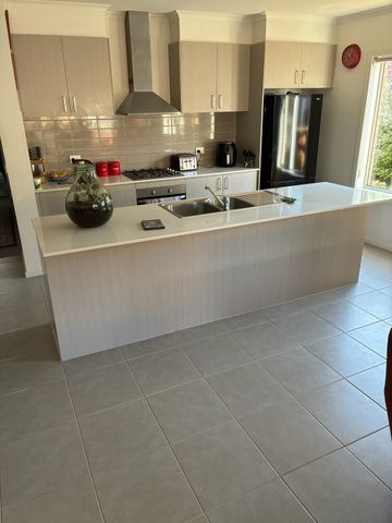 Point Cook - Photo 5