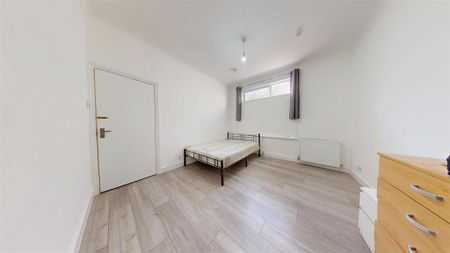 1 bedroom property to rent - Photo 2