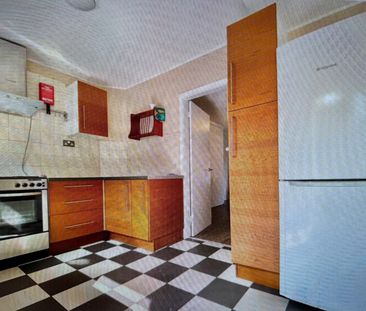 3 Bed Terraced House, Fynford Road, CV6 - Photo 5