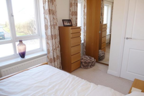 Home Leas Close - Photo 1