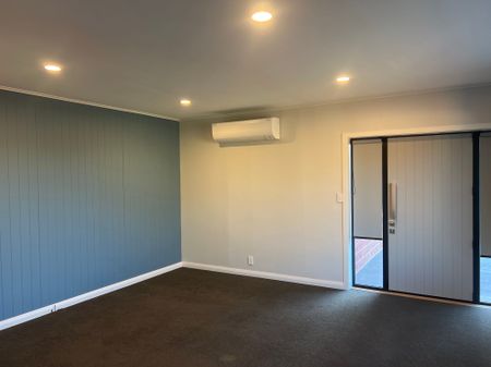 Family Home in Tinwald - Photo 5