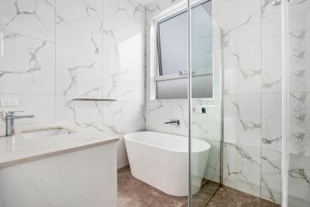 Spacious family home! - Photo 3