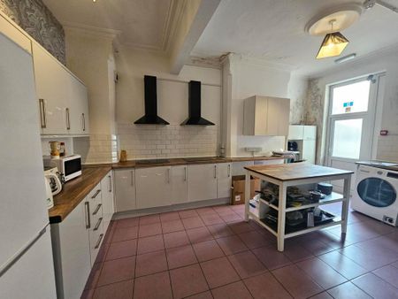 1 bedroom semi-detached house to rent - Photo 4