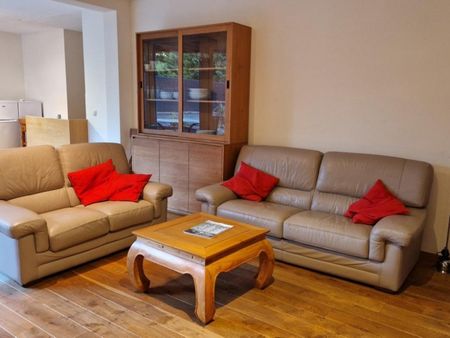 IXELLES: APPARTEMENT MEUBLE 2 CHAMBRES + TERRASSE + PARKING - Ixelles - Foto 5