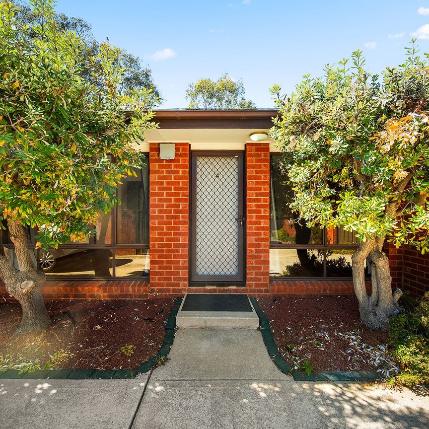 4/1 Bilkurra Street, Queanbeyan West NSW 2620 - Townhouse For Rent | Domain - Photo 1