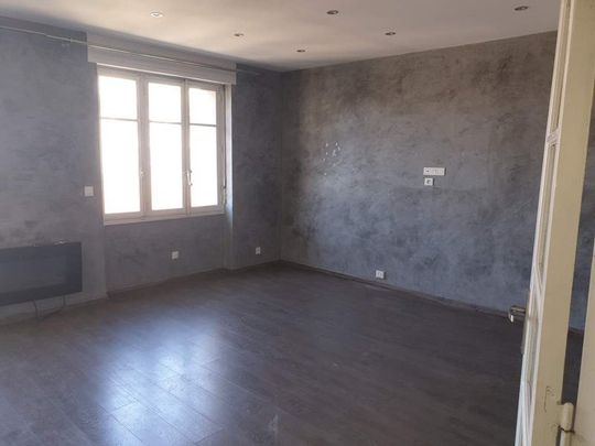 T2 - Photo 1