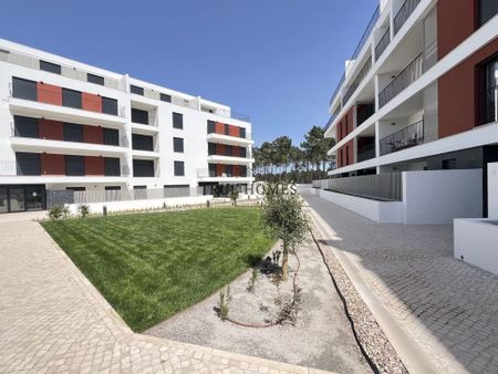 Luxury Flat for rent in Seixal, Distrito de Setúbal - Photo 5