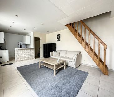 🌞 Loft lumineux en duplex – 66 m² au sol – Calme absolu – 52 rue Ju... - Photo 1