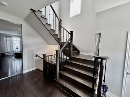 For Lease - 2233 Lozenby Street, Innisfil, Ontario - Photo 5