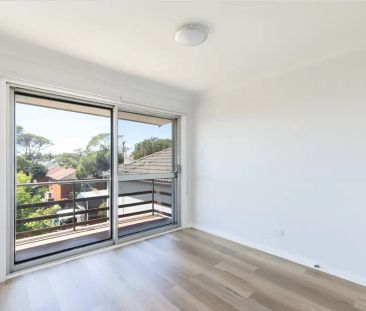 Spacious freestanding 3 bedroom house - Photo 5