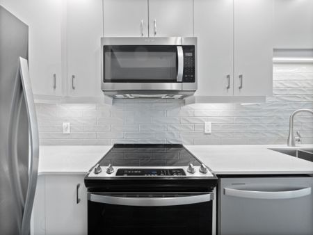 For Lease - 108 Garment Street Unit# 404, Kitchener, Ontario - Photo 4