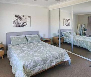 56 Lake Street, Forster NSW 2428 - House For Rent | Domain - Photo 4