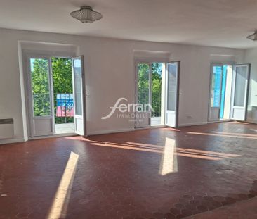 Location Appartement 3 pièces 95m² DRAGUIGNAN 83300 - Photo 2