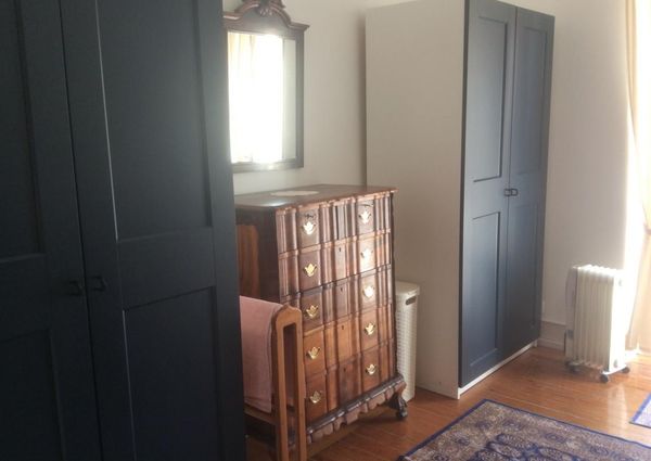 Quarto mobilado e varanda Lisboa Entrecampos