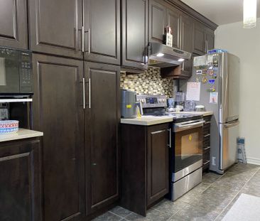 For Lease - 7128 Magistrate Terrace, Mississauga, Ontario - Photo 3