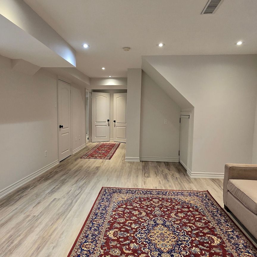 For Lease - 83 Aloe Avenue, Richmond Hill, Ontario - Photo 1