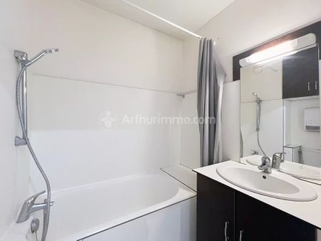Location Appartement 1 pièce 23m² CLERMONT FERRAND 63000 - Photo 2