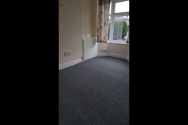 3 Bed Terraced House, Narborough Road, LE3 - Photo 1