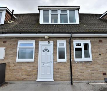 3 bedroom flat to rent - Photo 5