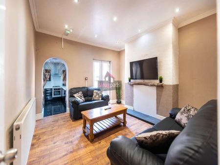 4 bedroom house to rent - Photo 3