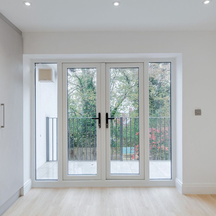 1 Bed Flat, West Hill, CR2 - Photo 1