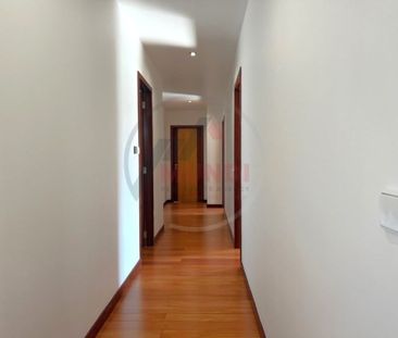 4 bedroom luxury Apartment for rent in Serralves, Porto, Distrito d... - Photo 1