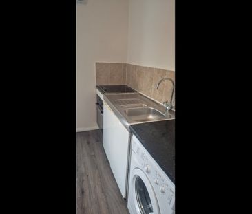 Studio Flat, Portland Road, SE25 - Photo 2