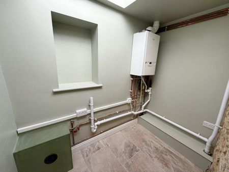 2 bedroom detached house to rent - Photo 3