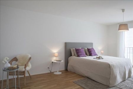 2.5 Zimmer, 93 m², 3. Stock - Photo 2