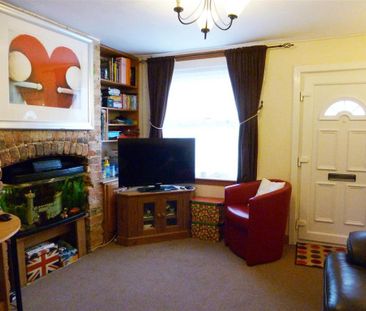 2 bedroom terraced house to rent - Photo 5