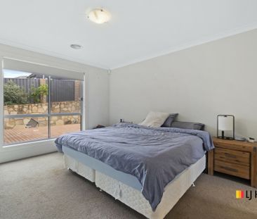 Fabulous Modern Family Living - Photo 6