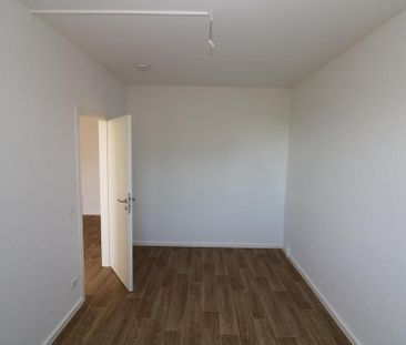 EG-Wohnung mit bodengleicher Dusche u. Balkon...da freuen sich nich... - Foto 4