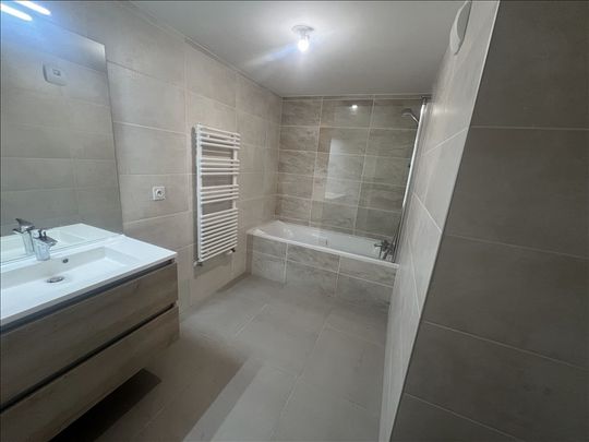 2 pièces - Meublé - 98,42 m² - RDC - Colocation non autorisée - Photo 1