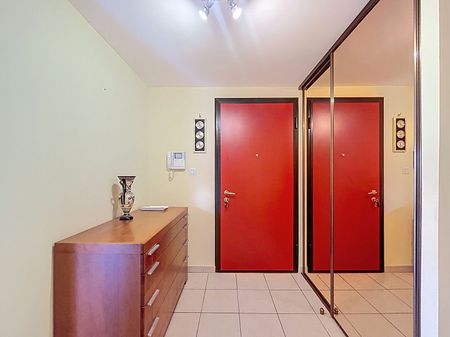 A LOUER AUX ANGLES ( 30133 ) : appartement 3 pièces -possibilité meublé -avec ascenseur - 2 terrasses et 1 garage !, - Photo 2