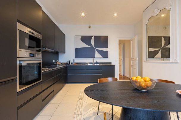 Location appartement, Neuilly-sur-Seine, 6 pièces, 245 m², ref 84093481 - Photo 1