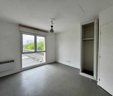 Location Appartement 1 pièce 17m² ORLEANS 45100 - Photo 1