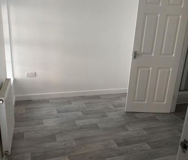 2 bedroom semi-detached house to rent - Photo 1