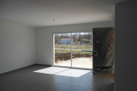 Maison de plain pied T5 - CAYRIECH - Photo 5