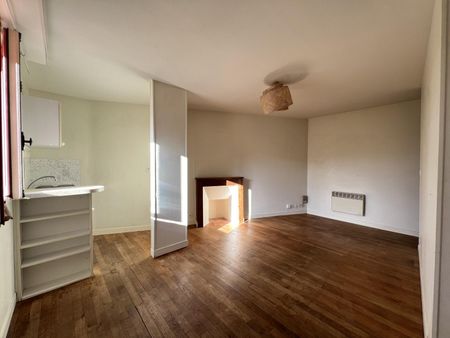 Location Appartement RENNES - Quartier CENTRE-VILLE - Photo 3