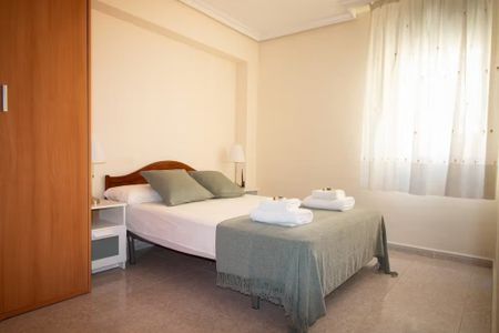 Calle Honderos, Sevilla, Andalusia 41009 - Photo 3