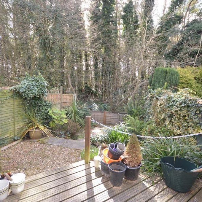 2 bedroom terraced house to rent - Photo 1